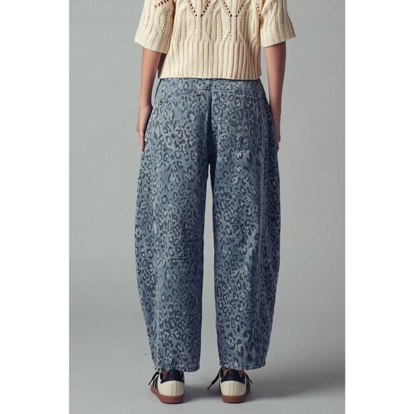 Urban Daizy Leopard Print Relaxed Straight Denim Pants - Picture 6 of 15
